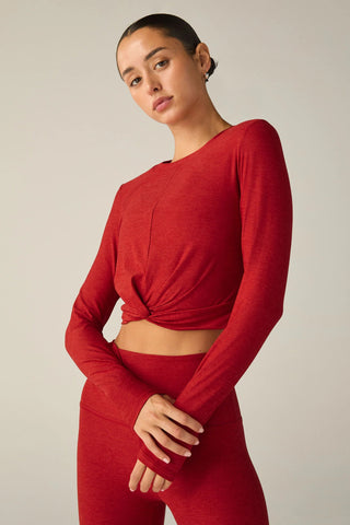 Centrestage Pullover - Ruby Red